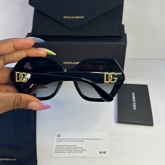 Dolce & Gabbana DG4406 Crossed geometric-frame sunglasses - Picture 13 of 15